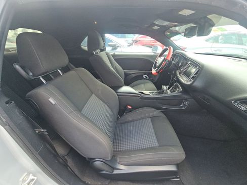 Used 2021 Dodge Challenger SXT RWD image 10