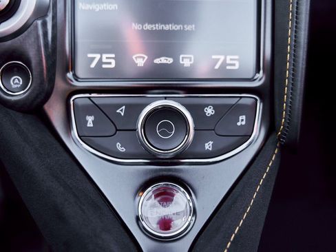 Used 2020 McLaren 720S Spider RWD image 64