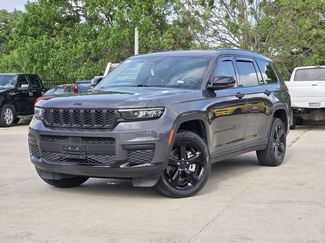 Used 2023 Jeep Grand Cherokee L Laredo video 1