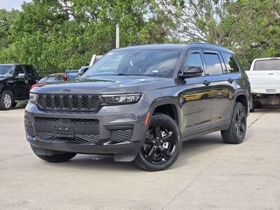 Used 2023 Jeep Grand Cherokee L Laredo