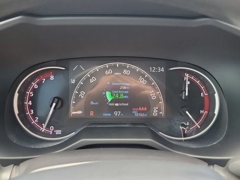 Certified 2025 Toyota RAV4 LE FWD image 22