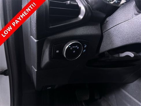 Used 2019 Ford EcoSport SE image 18