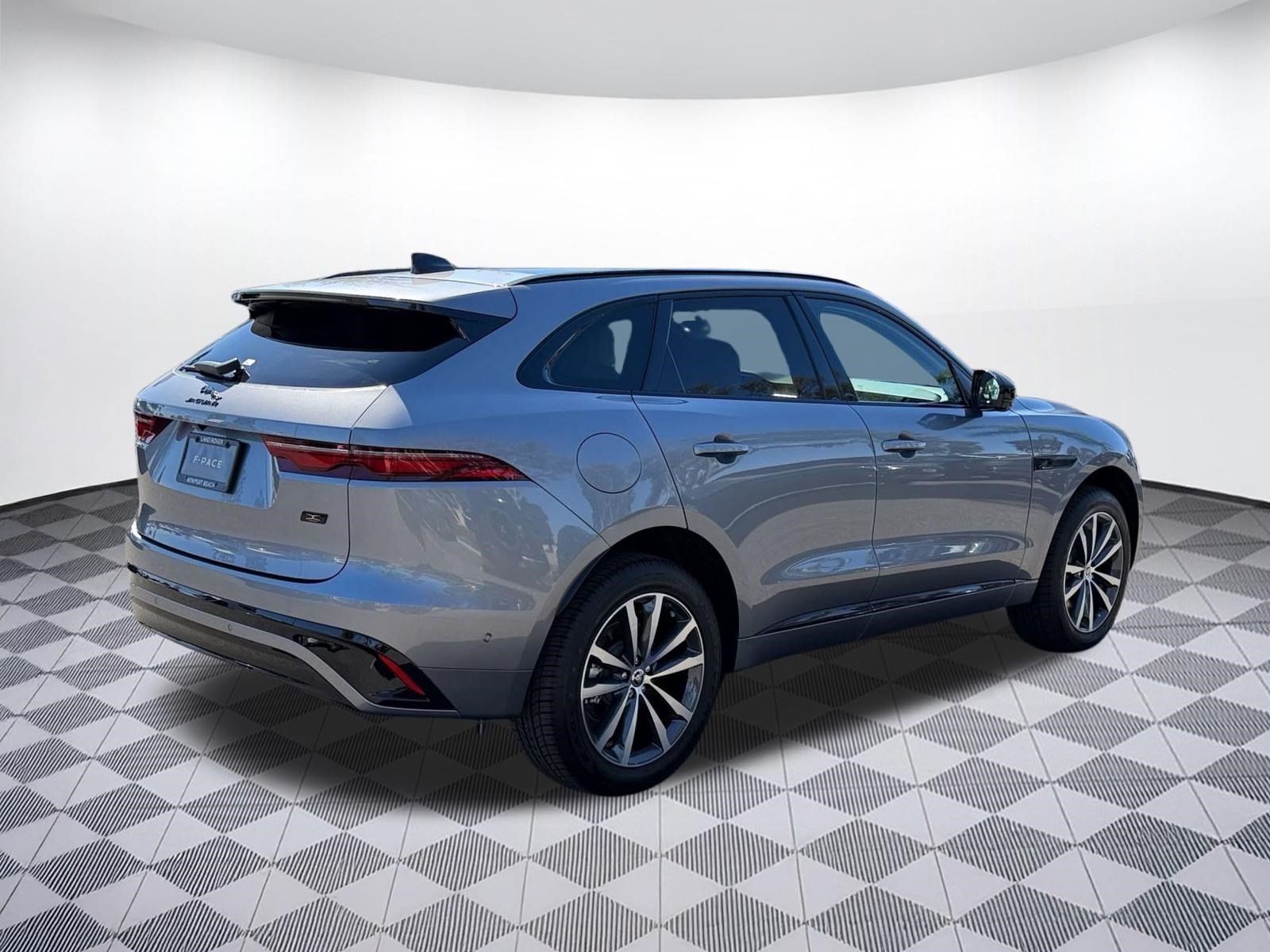 New 2026 Jaguar F-PACE R-Dynamic S AWD/4WD image 9