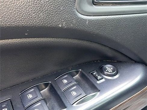 Used 2019 GMC Canyon Denali image 7