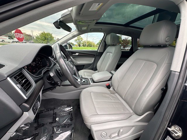 Used 2020 Audi Q5 2.0T Premium Plus AWD/4WD image 16