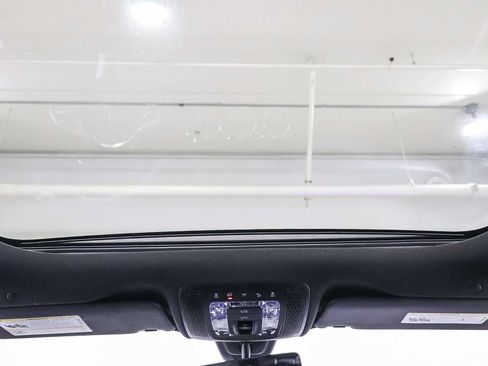 Certified 2023 Mercedes-Benz GLA 250 image 12