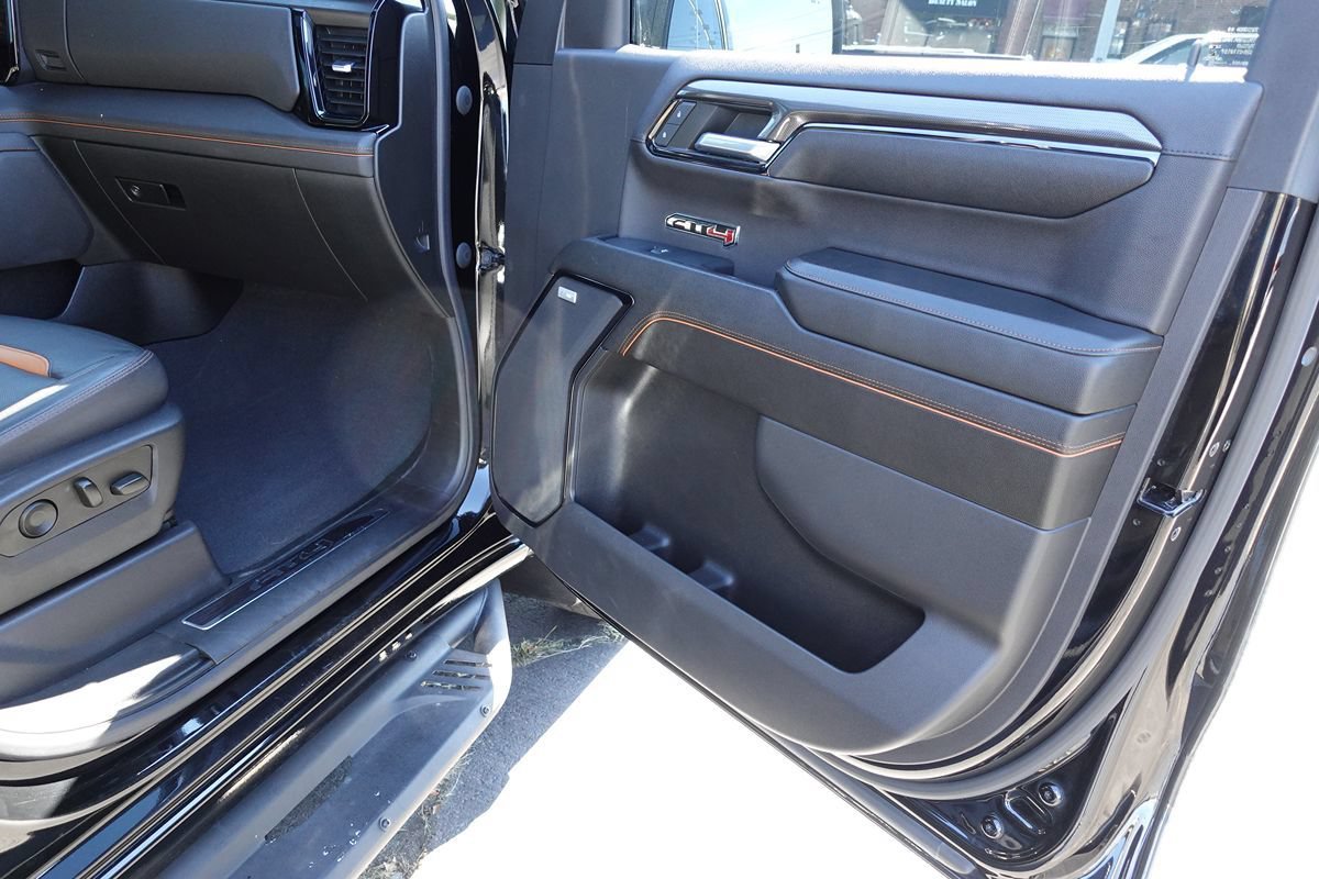 Used 2023 GMC Sierra 1500 AT4 w/ AT4 Preferred Package AWD/4WD image 43