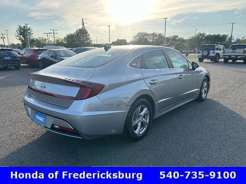 Used 2022 Hyundai Sonata SE w/ Cargo Package FWD image 5