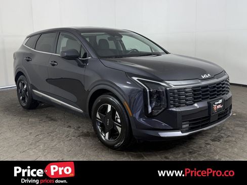 Used 2026 Kia Sportage LX FWD image 1