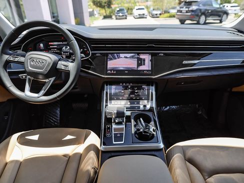 Used 2023 Audi Q7 2.0T Premium w/ Convenience Package AWD/4WD image 13