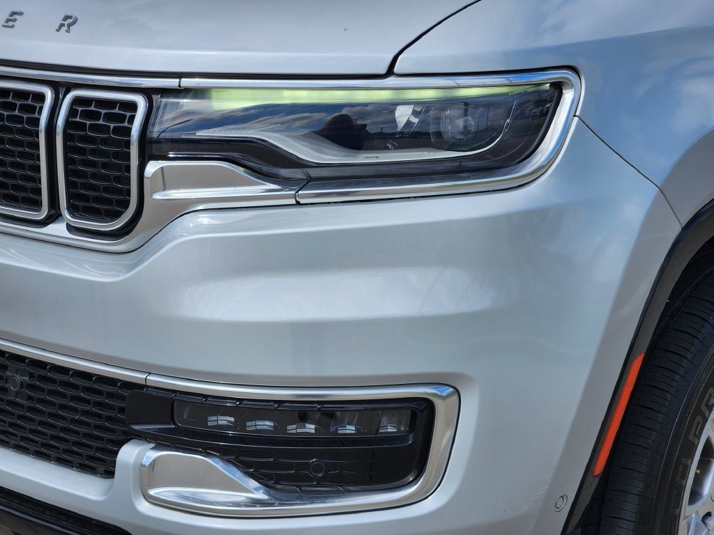 Used 2022 Jeep Wagoneer Series I w/ Convenience Group I RWD image 15