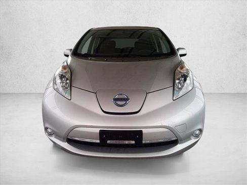 Used 2017 Nissan Leaf S image 2