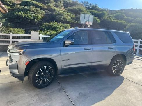 Used 2021 Chevrolet Tahoe RST w/ Rear Media and Nav Package AWD/4WD image 5