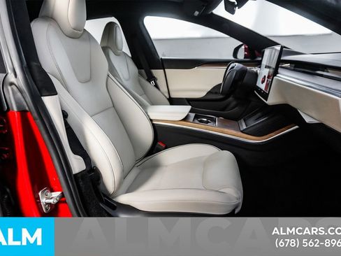 Used 2021 Tesla Model S Plaid image 19