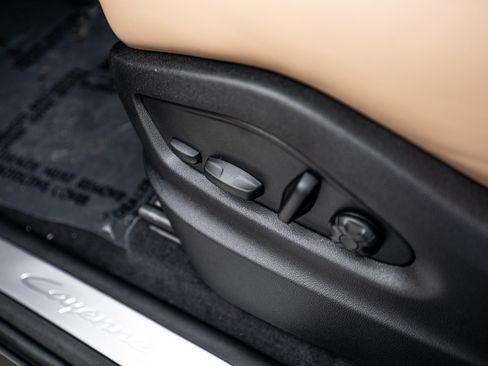 Certified 2026 Porsche Cayenne image 20