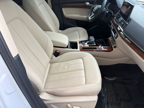 Used 2022 Audi Q5 2.0T Premium Plus AWD/4WD image 24