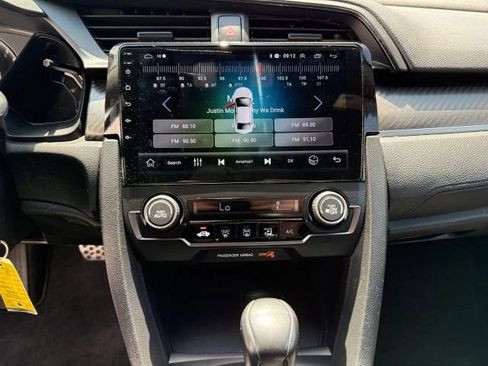 Used 2018 Honda Civic Sport image 29