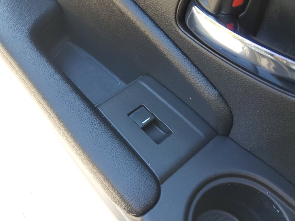 Used 2021 Honda Pilot EX image 16