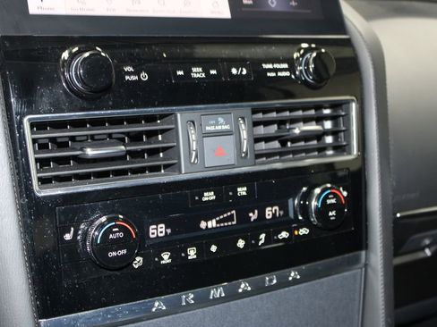 Used 2024 Nissan Armada SV AWD/4WD image 50