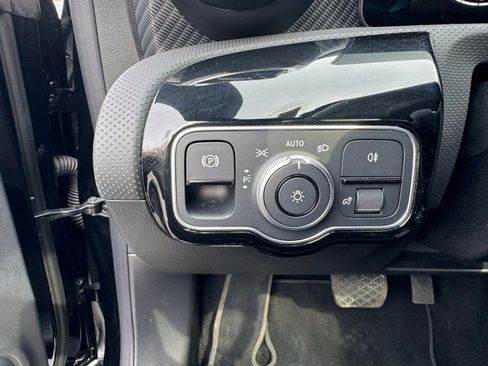 Used 2025 Mercedes-Benz CLA 250 CLA 250 image 23