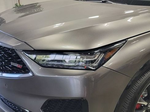 Used 2023 Acura MDX Type S AWD/4WD image 9