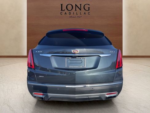 Used 2023 Cadillac XT5 Premium Luxury w/ Technology Package AWD/4WD image 4