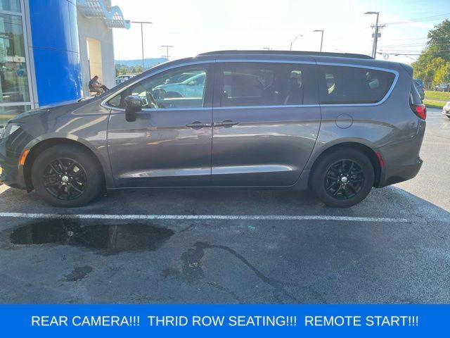 Used 2021 Chrysler Voyager Lxi FWD image 2