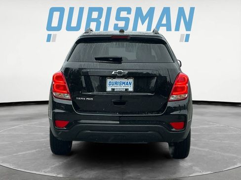 Used 2022 Chevrolet Trax LT w/ Midnight Edition image 5