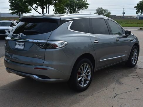 Used 2023 Buick Enclave Avenir w/ Avenir Technology Package FWD image 5
