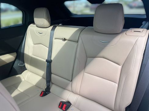 Certified 2024 Cadillac XT4 Luxury w/ Cold Weather Package FWD image 28