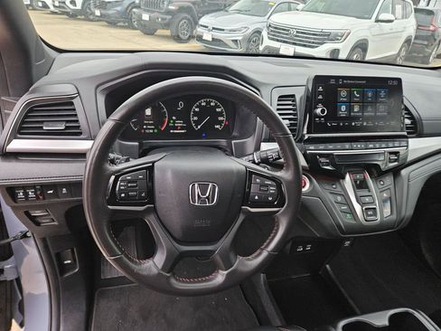 Used 2025 Honda Odyssey Sport-L image 17