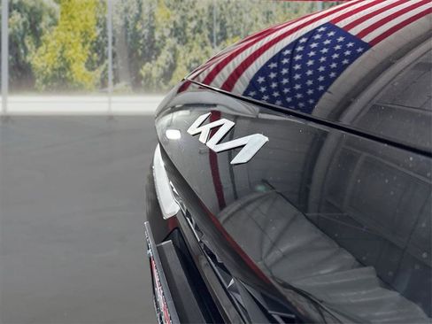 Used 2023 Kia Forte LXS image 19