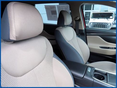 Used 2023 Hyundai Santa Fe SEL AWD/4WD image 9