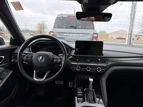 Used 2023 Acura Integra A-Spec image 10