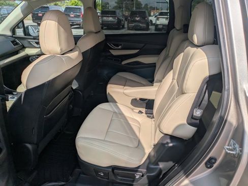 Used 2020 Subaru Ascent Limited w/ Technology Package AWD/4WD image 17