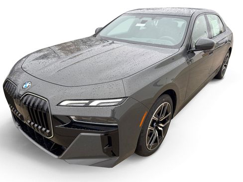 New 2026 BMW 740i xDrive image 9