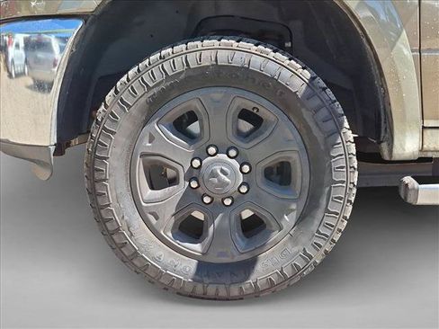 Used 2014 RAM 2500 Laramie w/ Convenience Group AWD/4WD image 9