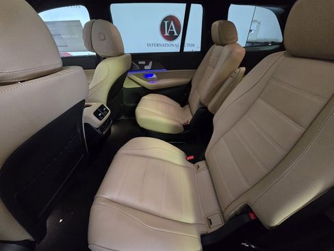 New 2026 Mercedes-Benz GLS 580 4MATIC image 12