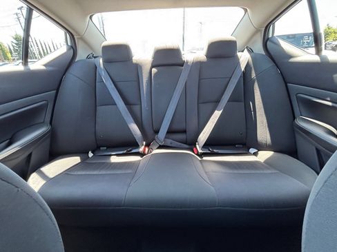 Used 2025 Nissan Altima 2.5 SV FWD image 38