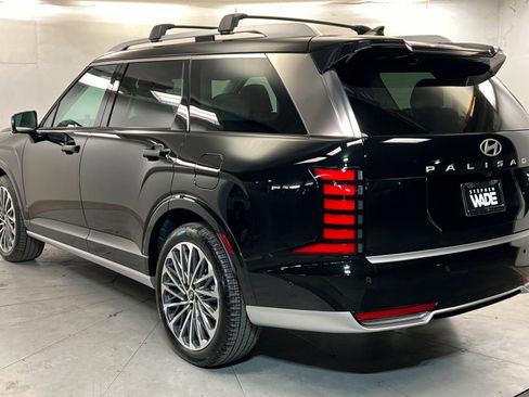 Used 2026 Hyundai Palisade Calligraphy AWD/4WD image 3