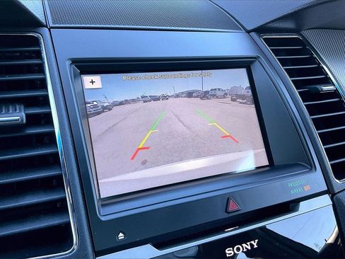 Used 2018 Ford Taurus SHO w/ Driver Assist Package image 13