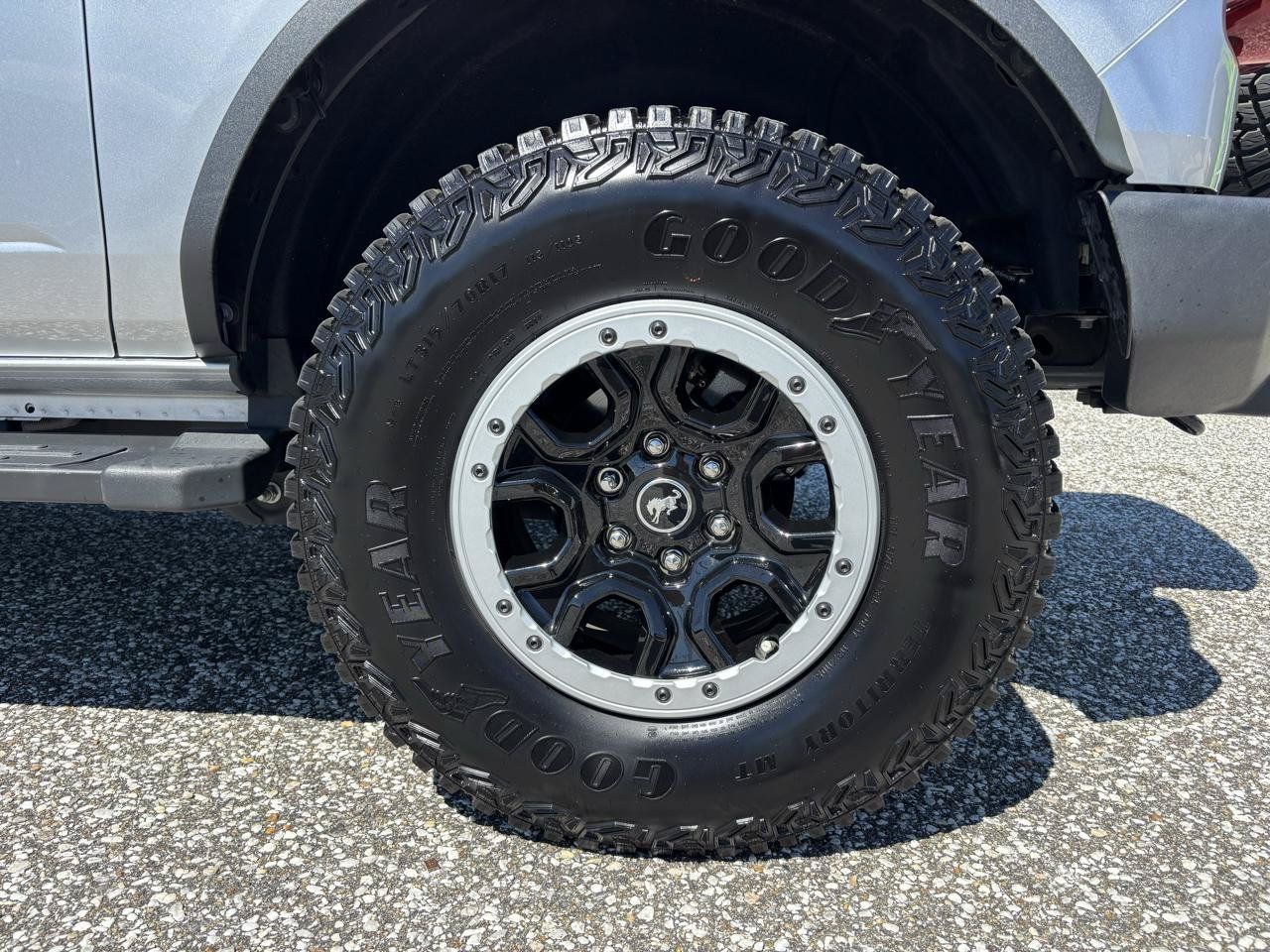 Used 2024 Ford Bronco Big Bend w/ Sasquatch Package AWD/4WD image 26