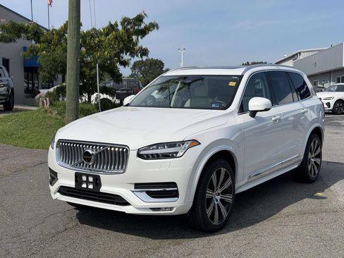 Used 2025 Volvo XC90 B6 Plus w/ Protection Package Premier AWD/4WD image 23