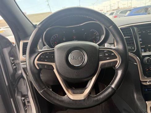 Used 2017 Jeep Grand Cherokee Limited RWD image 22