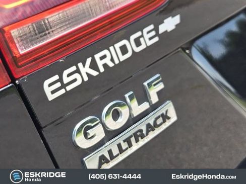 Used 2017 Volkswagen Golf Alltrack S AWD/4WD image 12