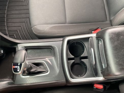 Used 2018 Dodge Charger R/T RWD image 20