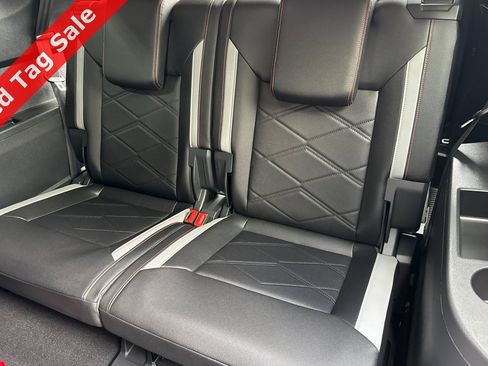 New 2025 Volkswagen Atlas Peak Edition SE image 13