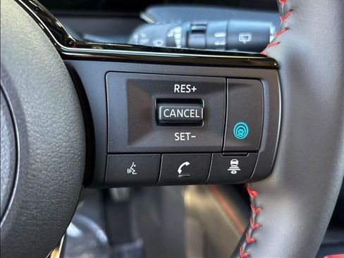 New 2026 Nissan Kicks SR w/ Cold Weather Package FWD image 10