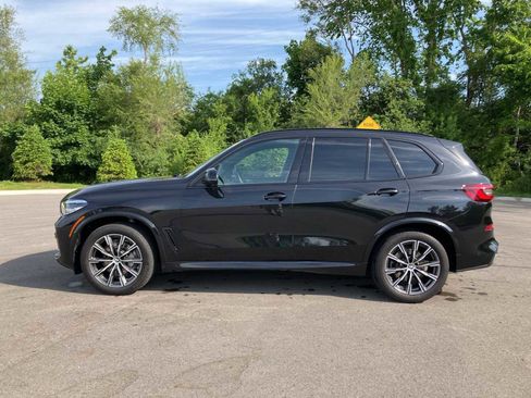 Certified 2023 BMW X5 xDrive40i w/ M Sport Package AWD/4WD image 12