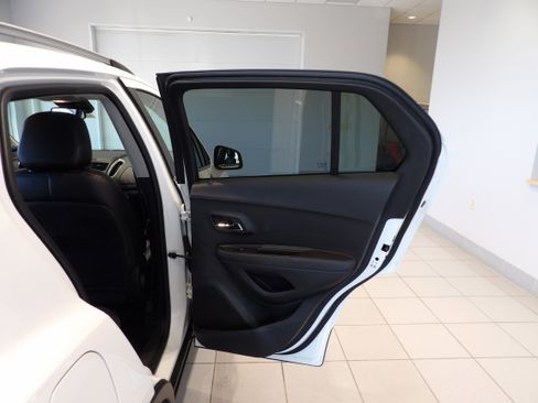 Used 2015 Chevrolet Trax LTZ w/ LPO, Protection Package AWD/4WD image 19